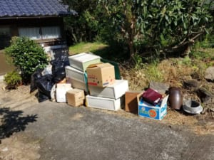 佐賀県小城市周辺不用品回収前画像